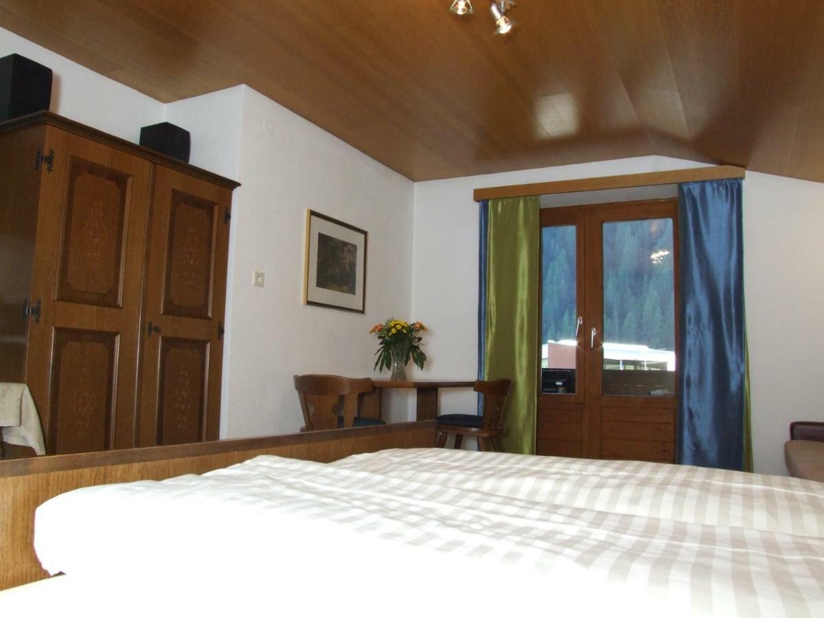 Hotel Sporthaus Troger à Sankt Jakob in Defereggen Extérieur photo